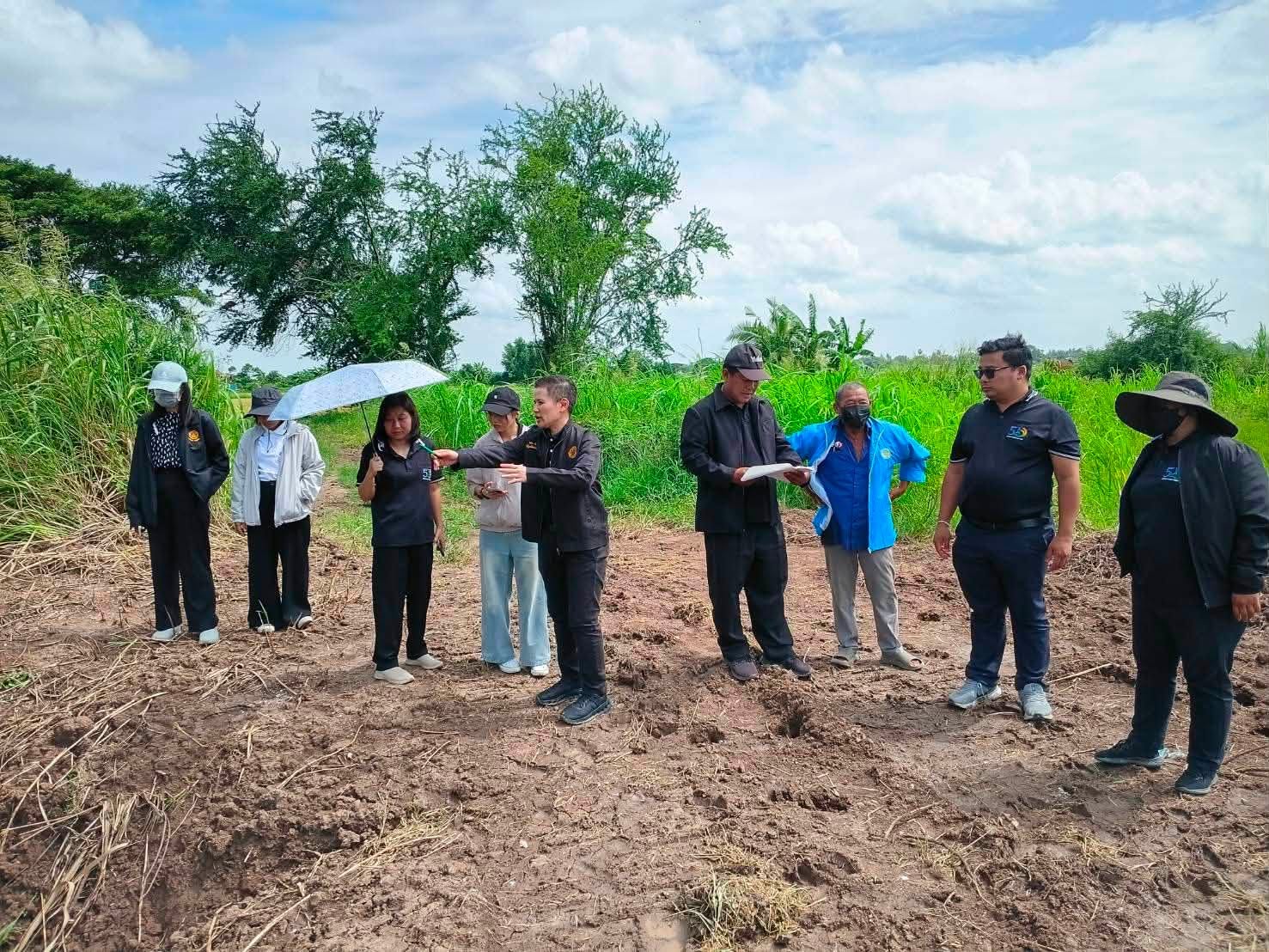 title - ส.ป.ก.อ่างทอง ลงพื้นที่ตรวจสอบแปลงที่ดินที่เสนอขาย ในพื้นที่ตำบลจรเข้ร้อง อำเภอไชโย เพื่อติดตามความก้าวหน้าในการจัดซื้อที่ดินเอกชน